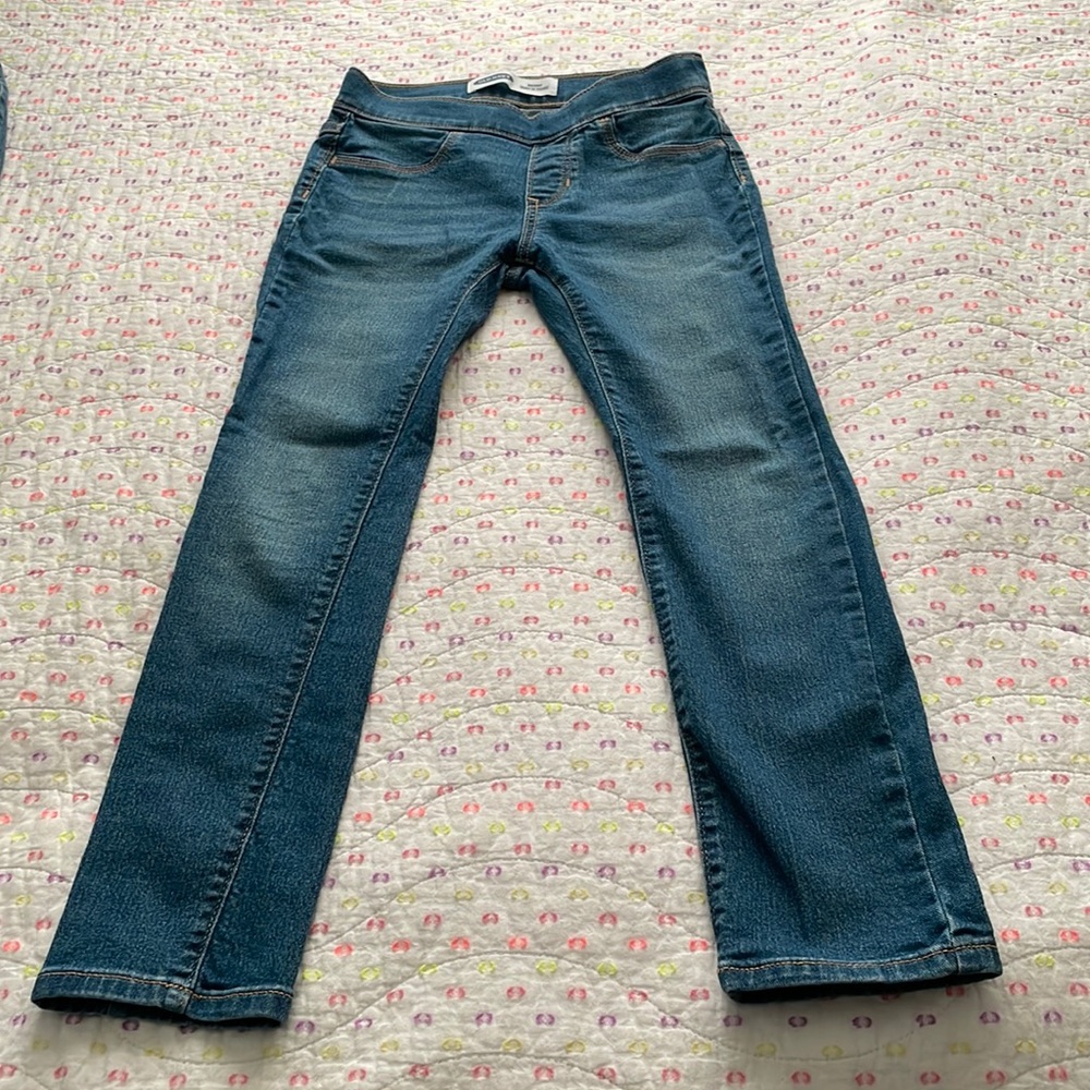 Like new girls skinny jeans - size 8